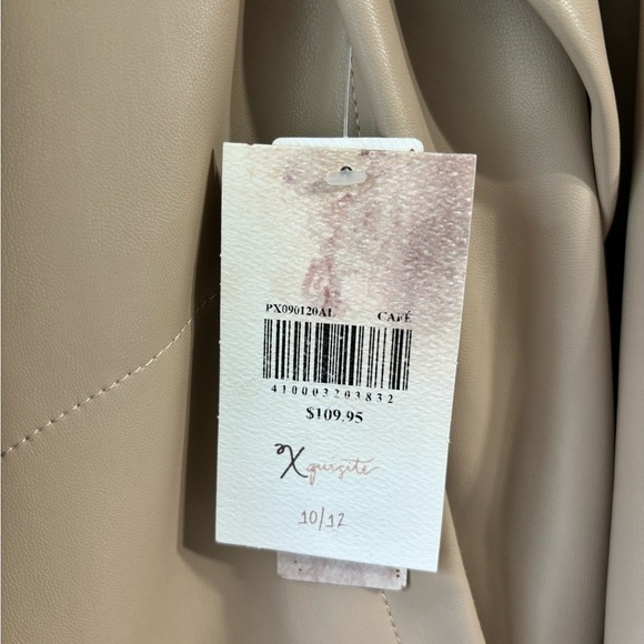 BNWT Altar’d State Reversible Jacket, 10/12 - Picture 7 of 7